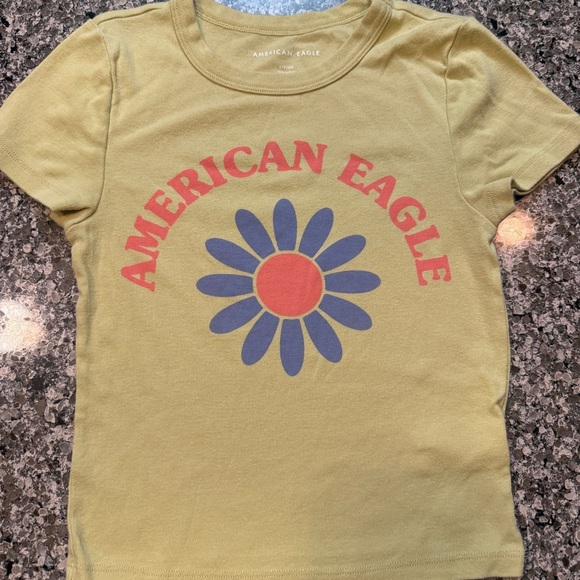 Small Aeropostale Short Sleeve Tees - Orange and Yellow plus 1 Aerie XS - Picture 6 of 8